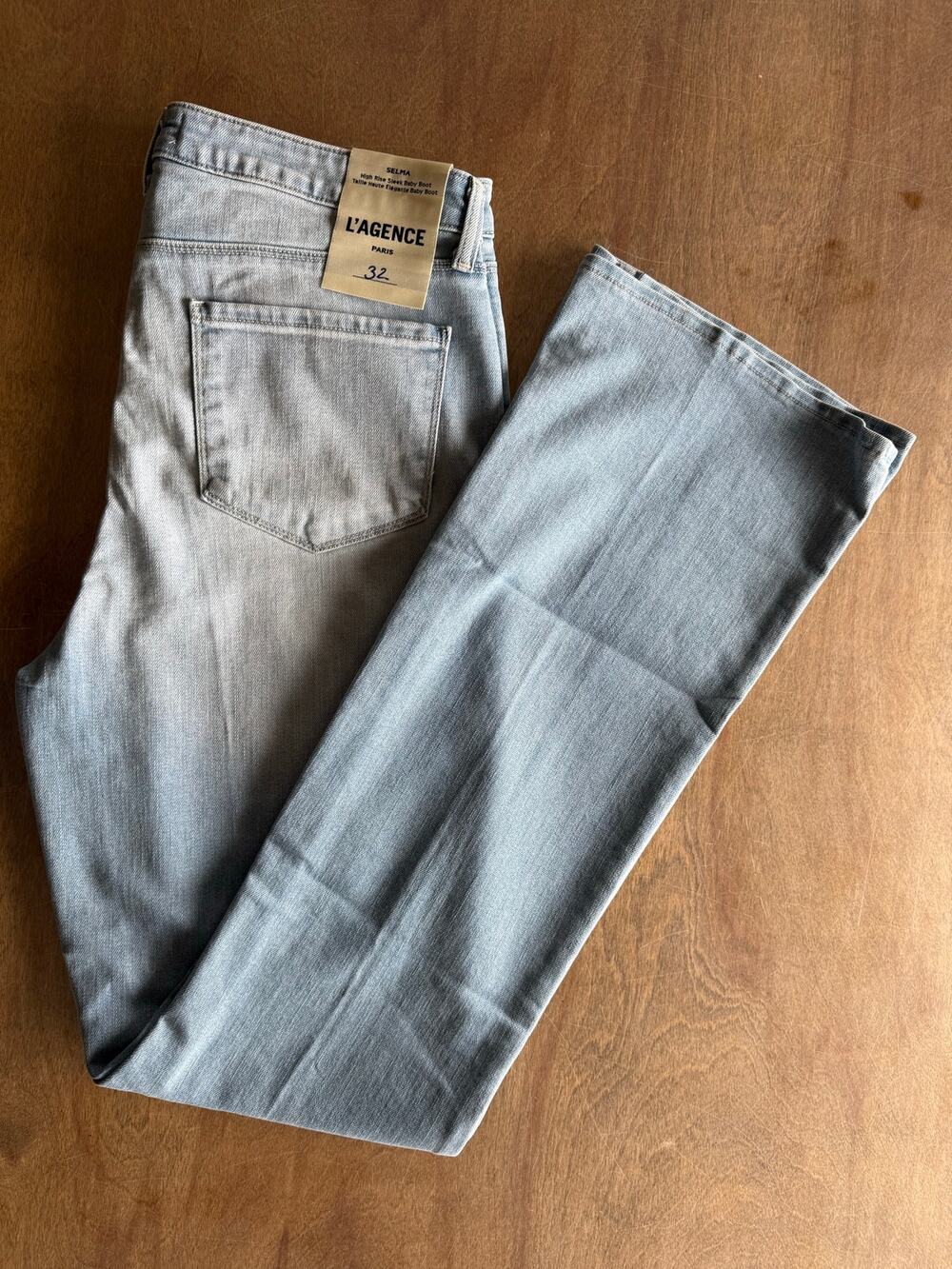 L’AGENCE Selma High Rise Sleek Baby Bootcut Jeans Light Wash Size 32